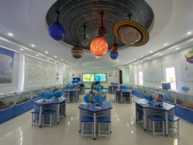 走进辽宁锦州某中学地理教室——让地理教学“活”起来
